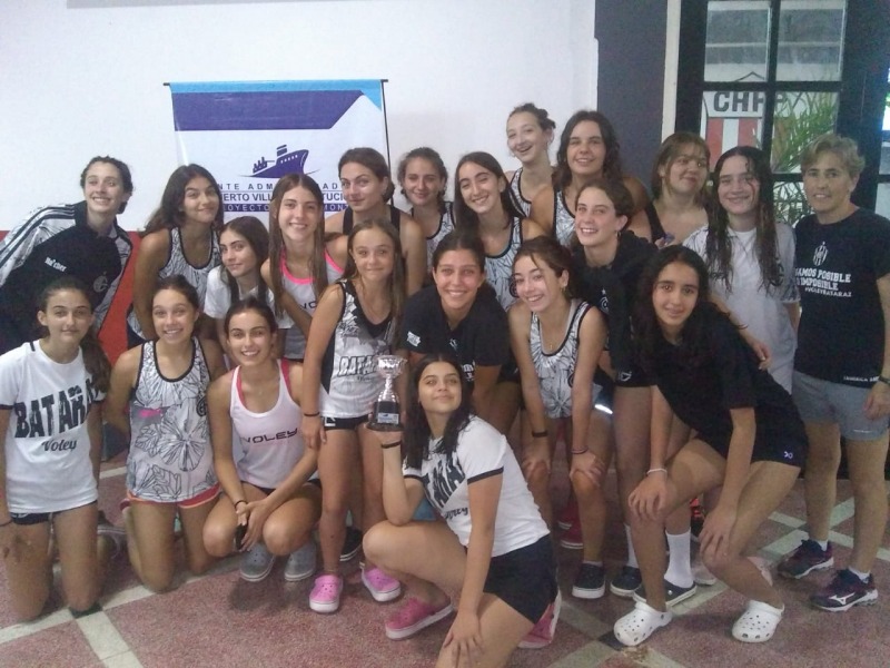 Buena actuacin de Estudiantes en el Abierto Sub 16 de vley